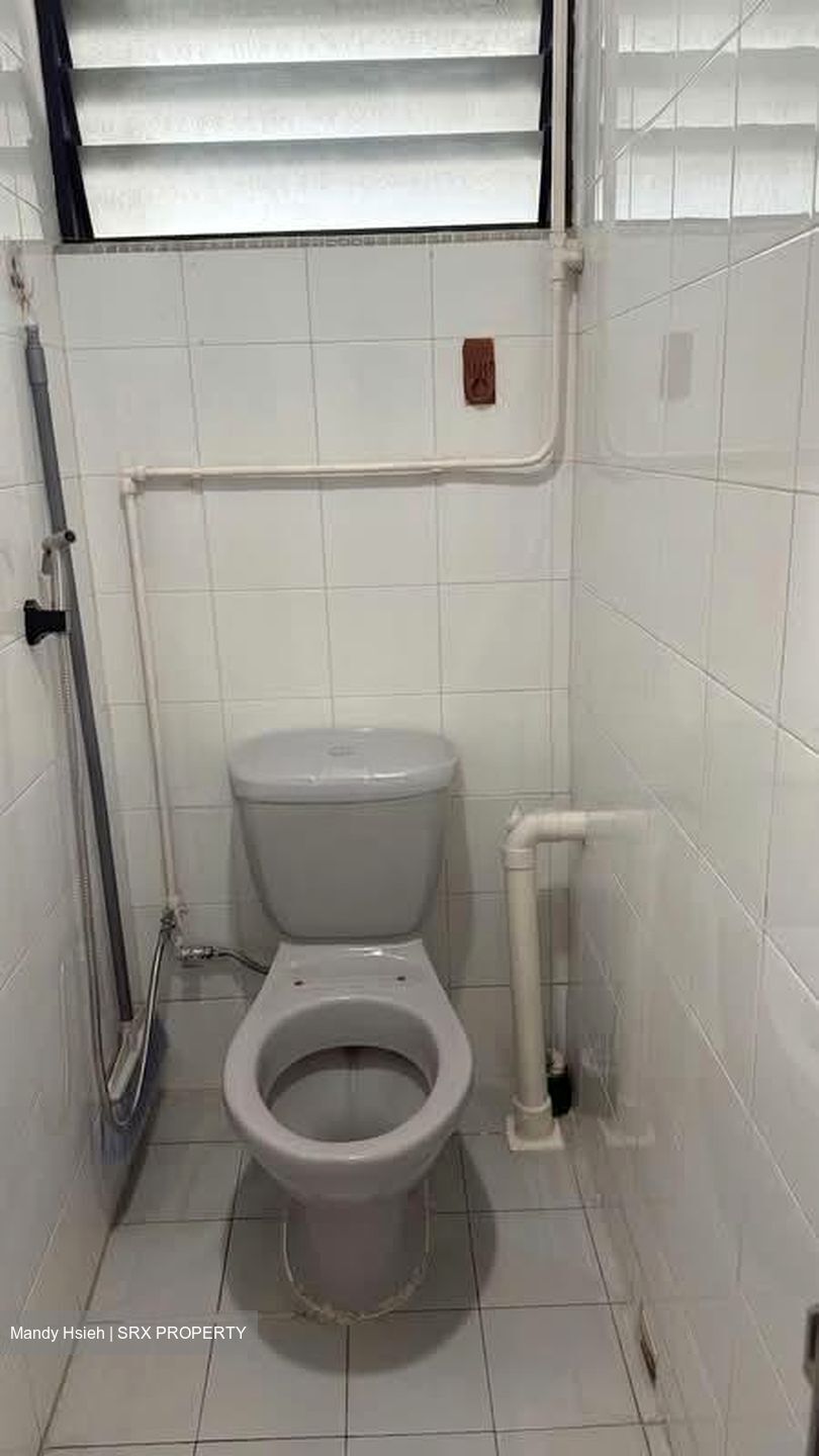 Blk 28 New Upper Changi Road (Bedok), HDB 3 Rooms #558266651